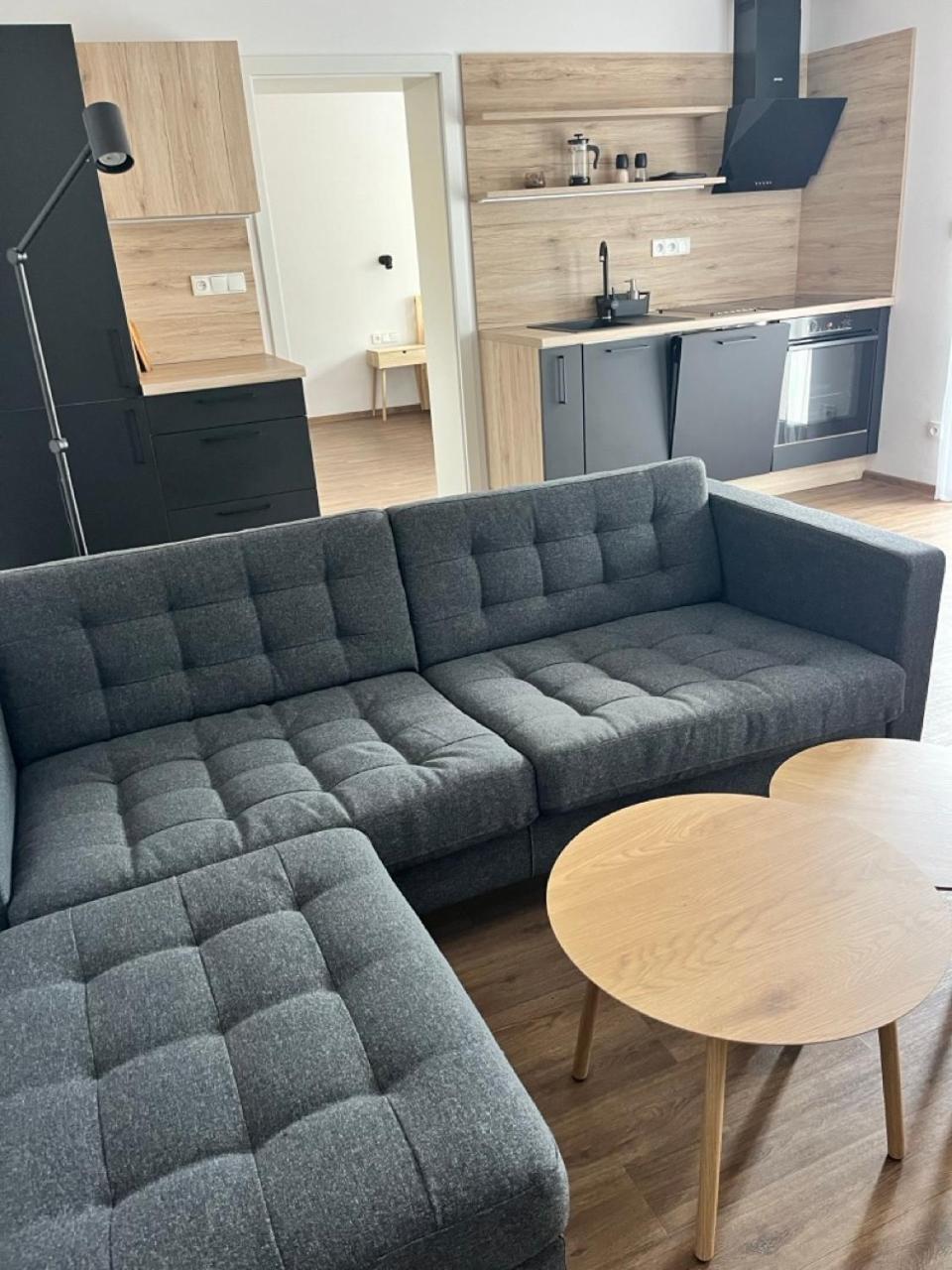 Sanky Apartmany ลิเบอเรซ ภายนอก รูปภาพ