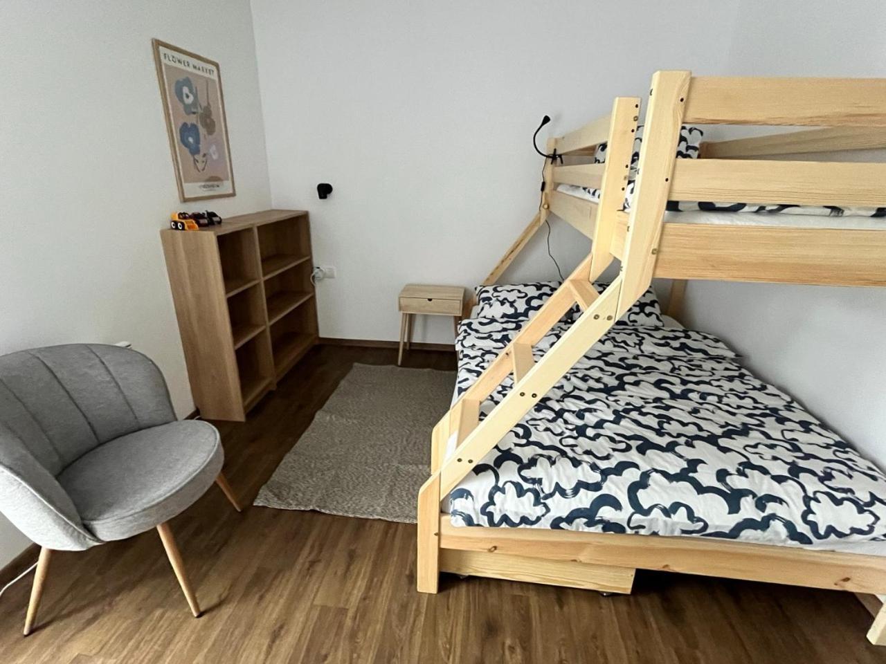 Sanky Apartmany ลิเบอเรซ ภายนอก รูปภาพ